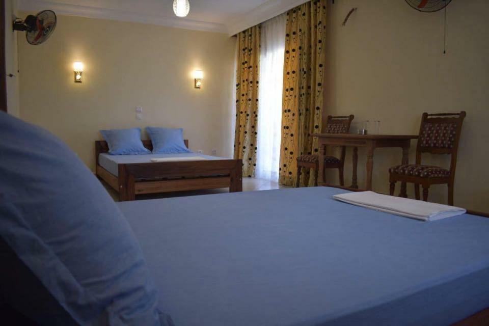 Hotel Menabe Morondava Exterior foto